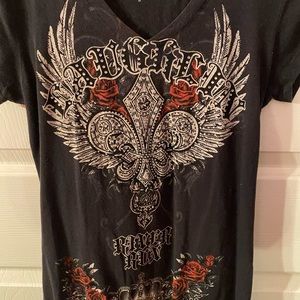 Black large angle wings